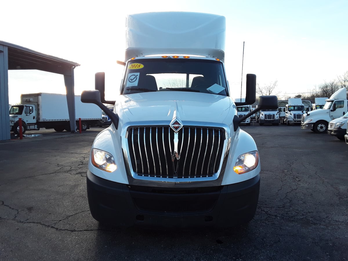 2018 Navistar International LT625 DAYCAB T/A 785594