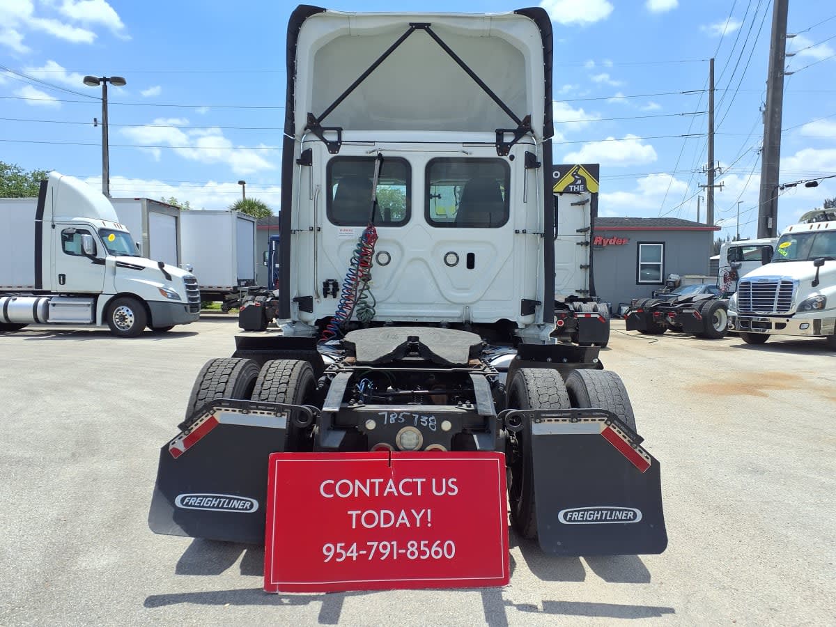 2019 Freightliner - image 5