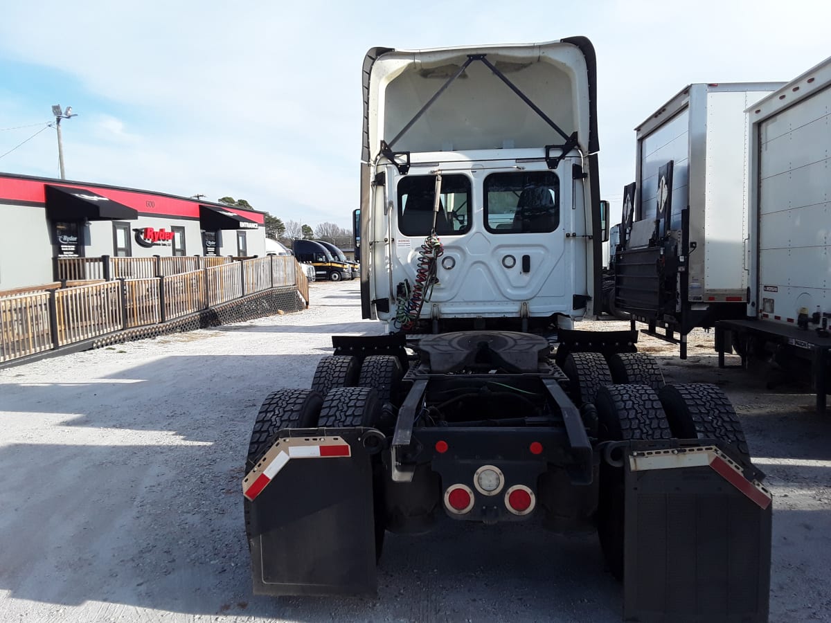 2018 Freightliner/Mercedes CASCADIA 125 785848