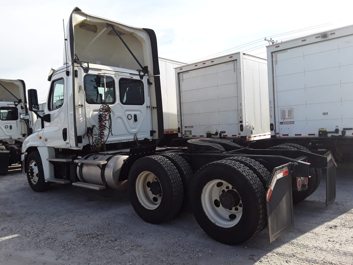 2018 Freightliner/Mercedes CASCADIA 125 785848