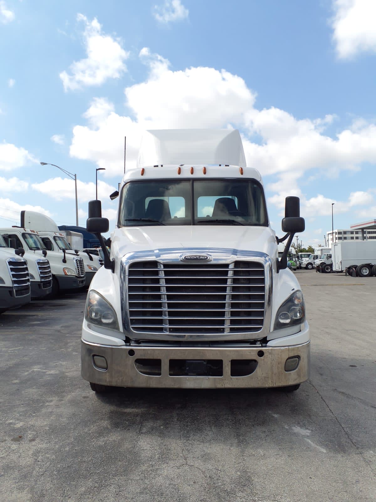 2018 Freightliner - image 2
