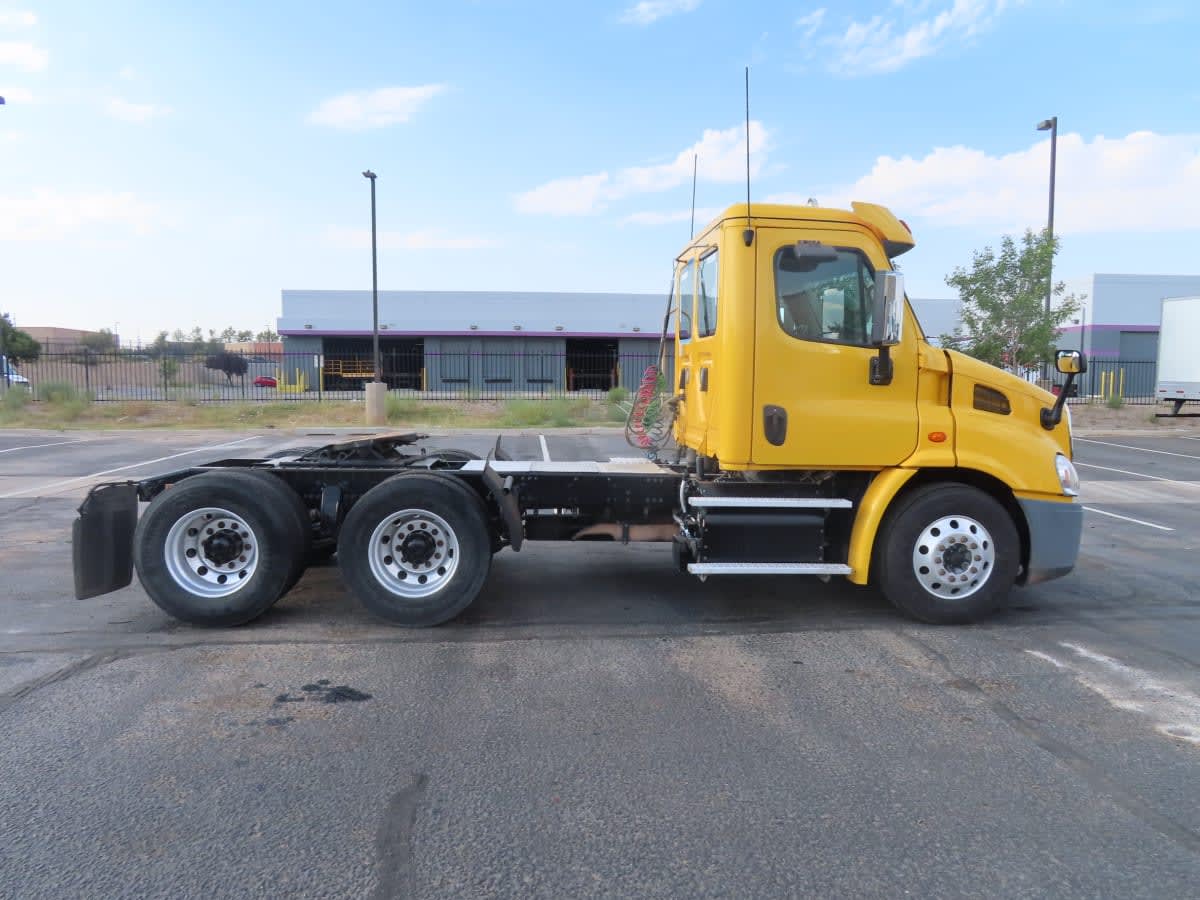 2018 Freightliner - image 10