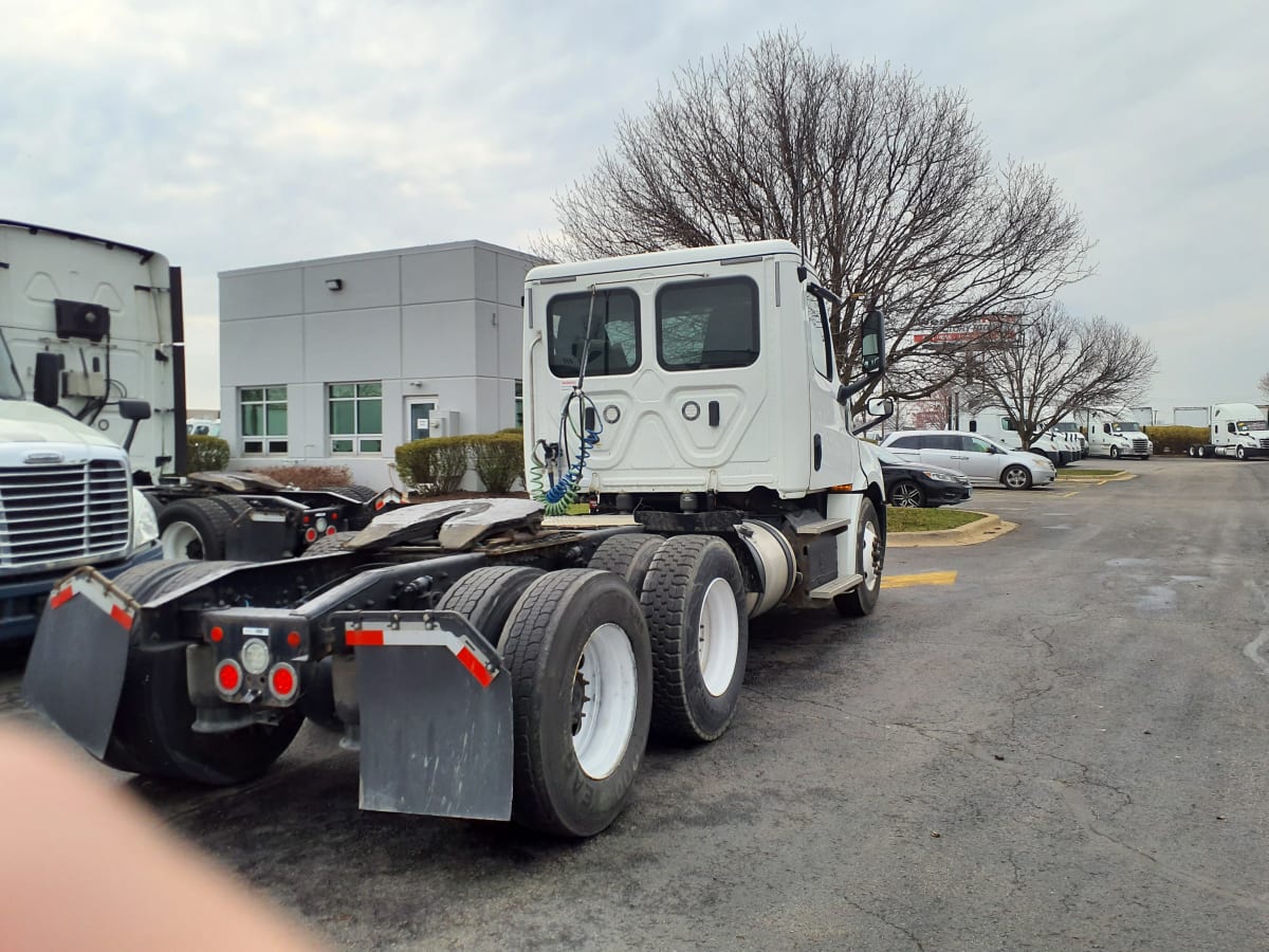 2018 Freightliner/Mercedes NEW CASCADIA PX12664 786152