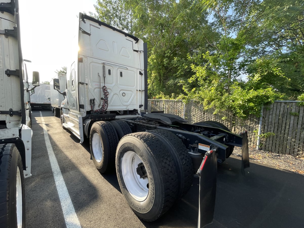 2018 Freightliner/Mercedes CASCADIA 125 786219