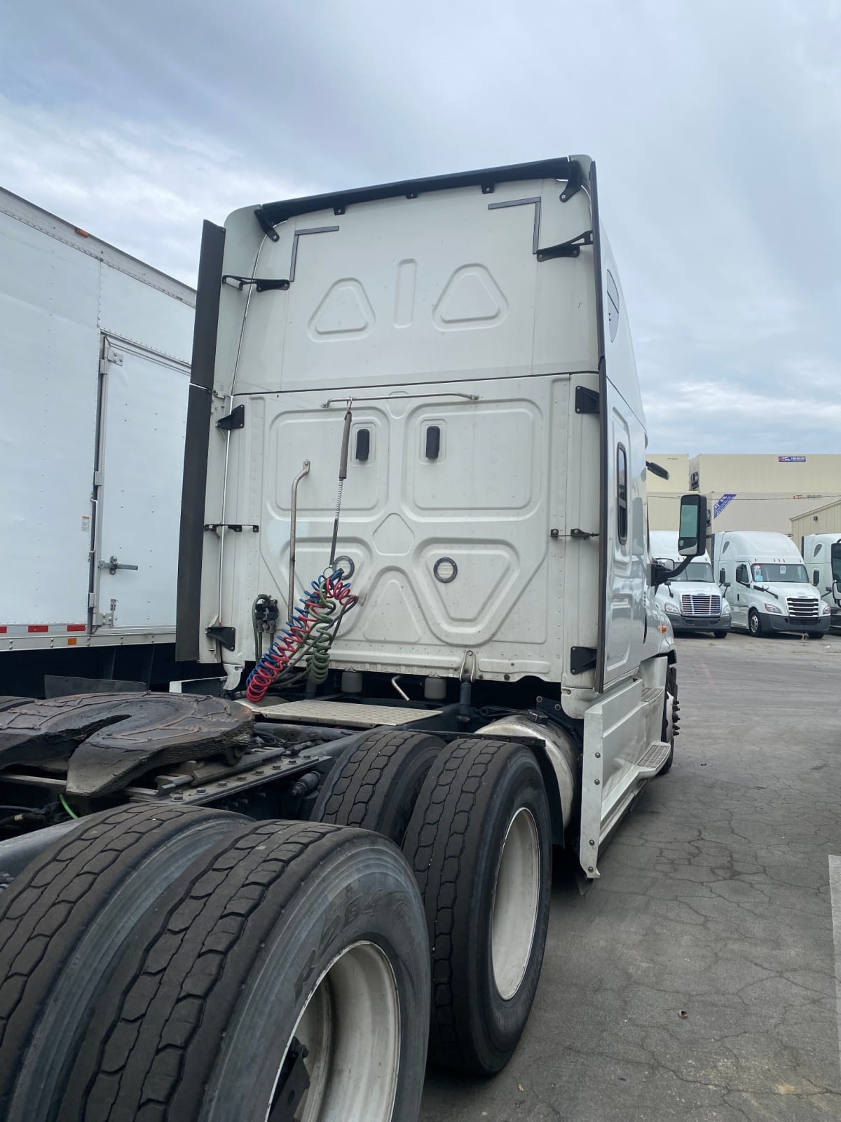 2018 Freightliner/Mercedes CASCADIA 125 786239