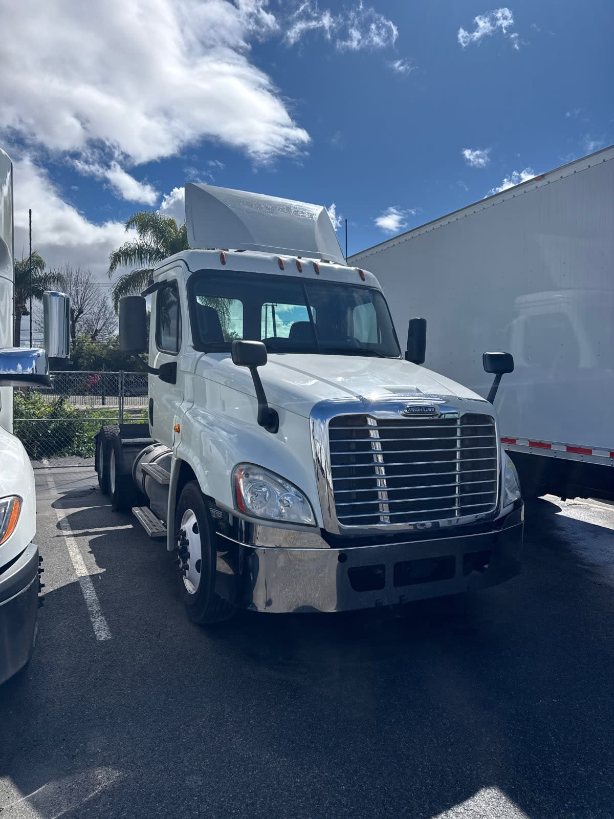 2018 Freightliner - image 3