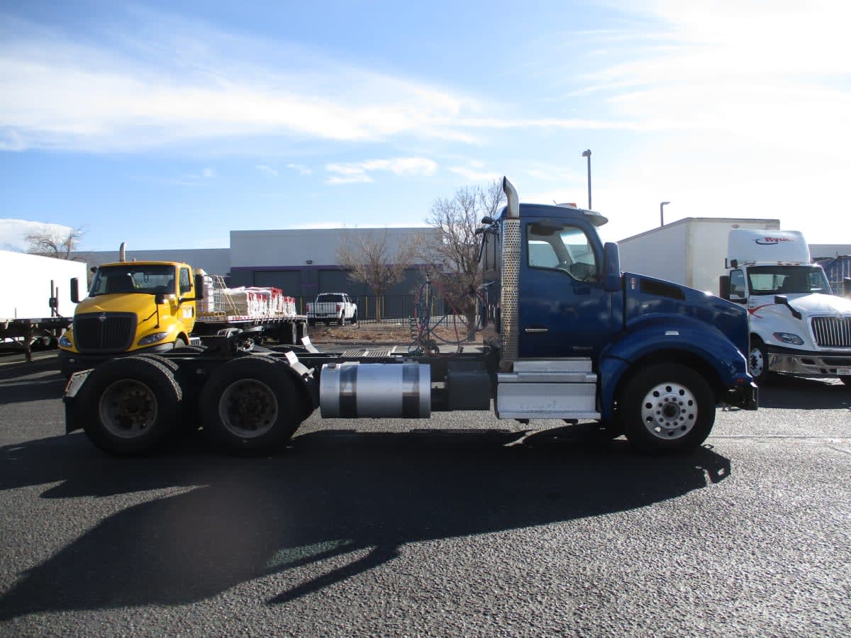 2018 Kenworth T880 - image 16