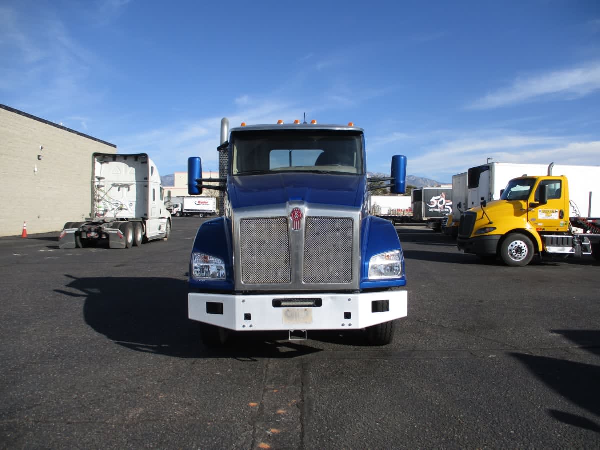 2018 Kenworth T880 - image 2
