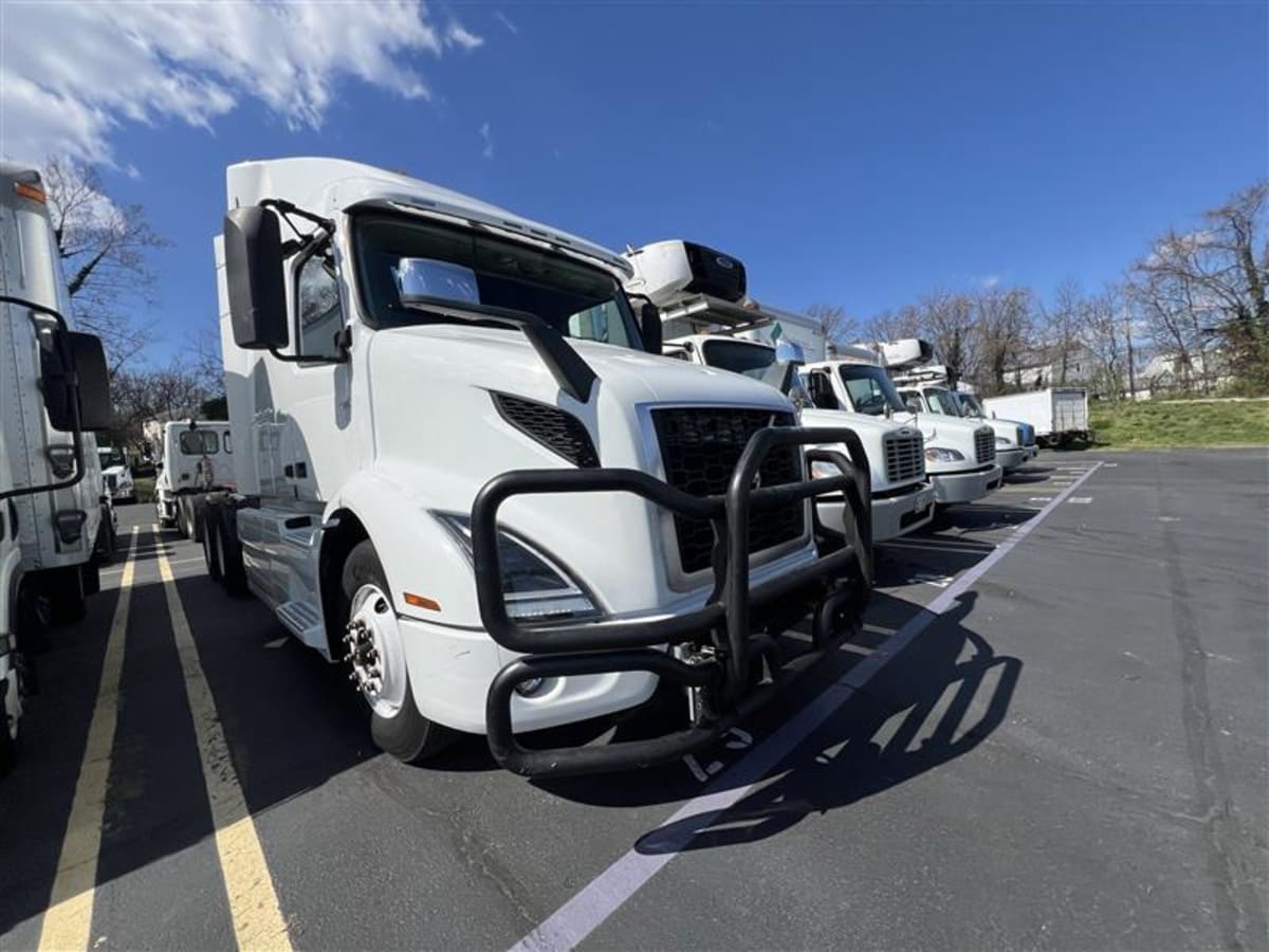 2019 Volvo VNR64T-640 786645