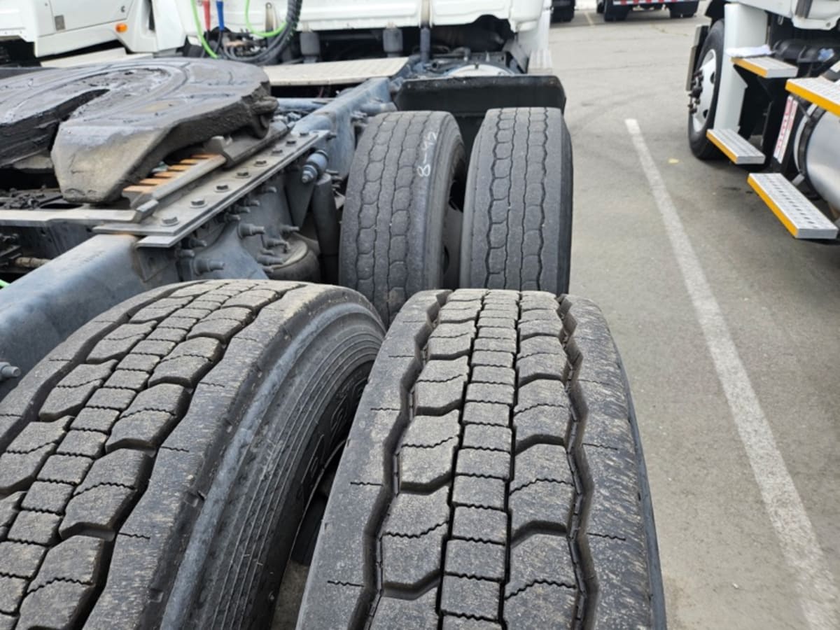 2018 Freightliner/Mercedes CASCADIA 125 786648