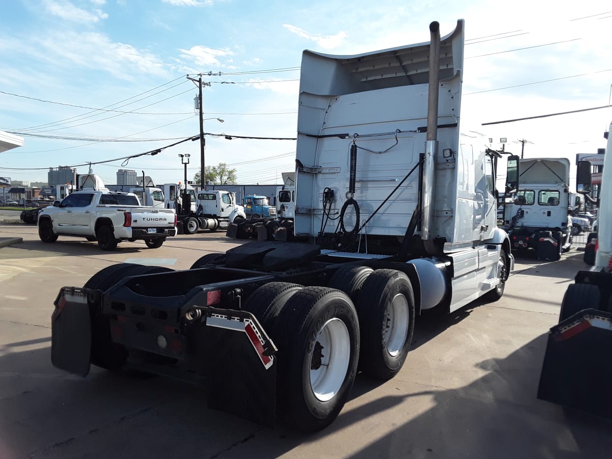 2019 Volvo VNR64T-640 786665