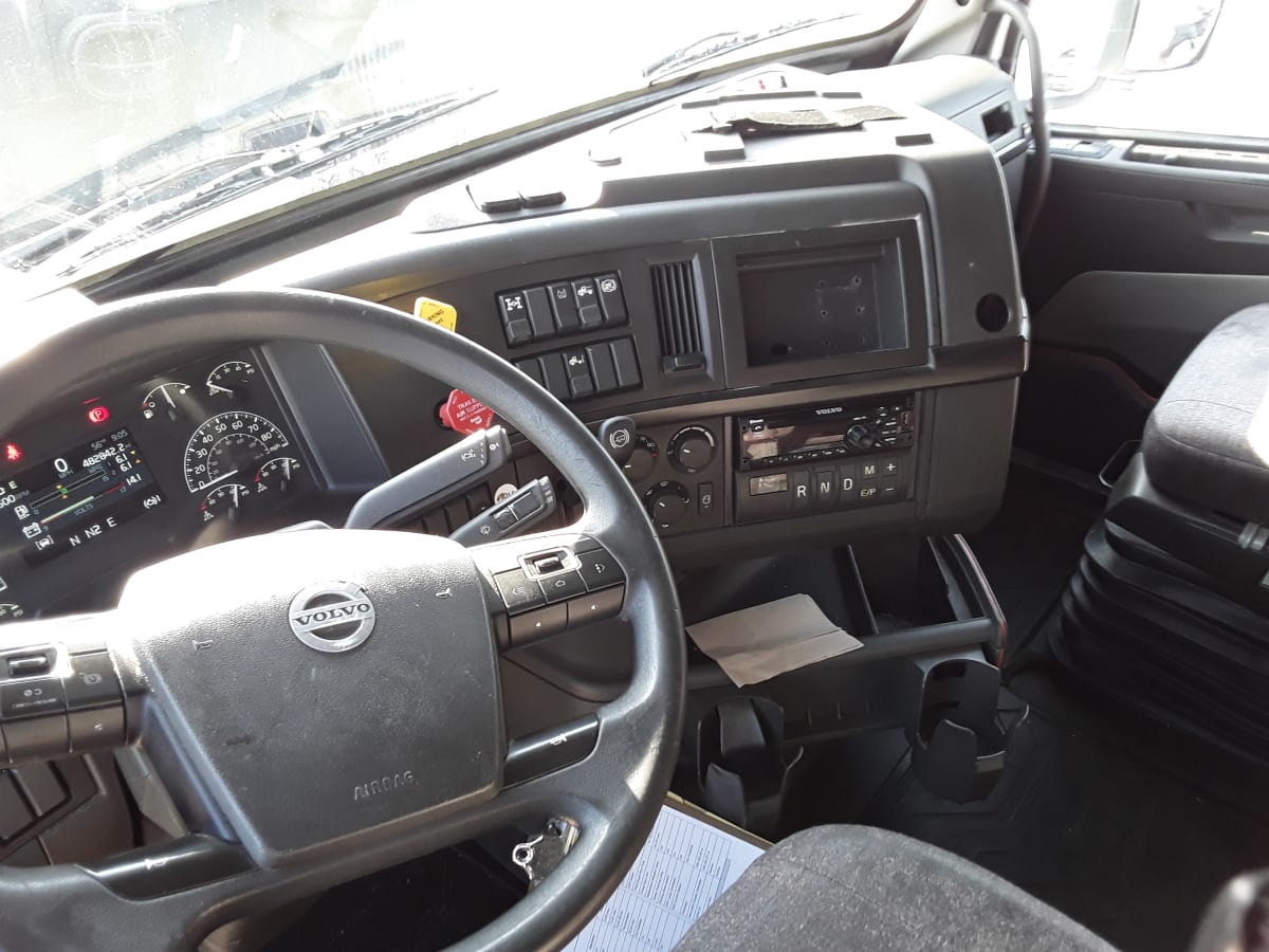 2019 Volvo VNR64T-640 786665