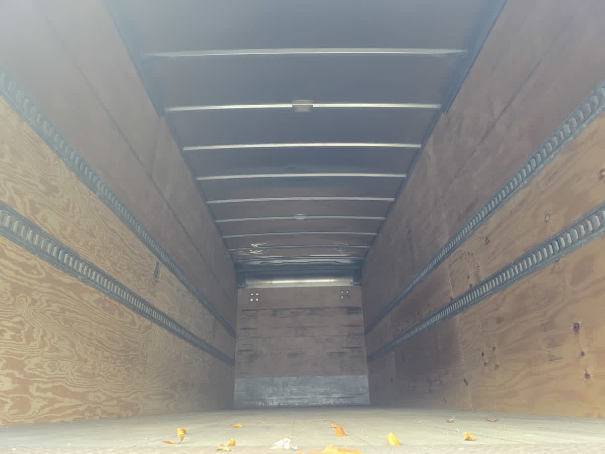 2019 Freightliner M2 106 in Tampa, FL — photo 8