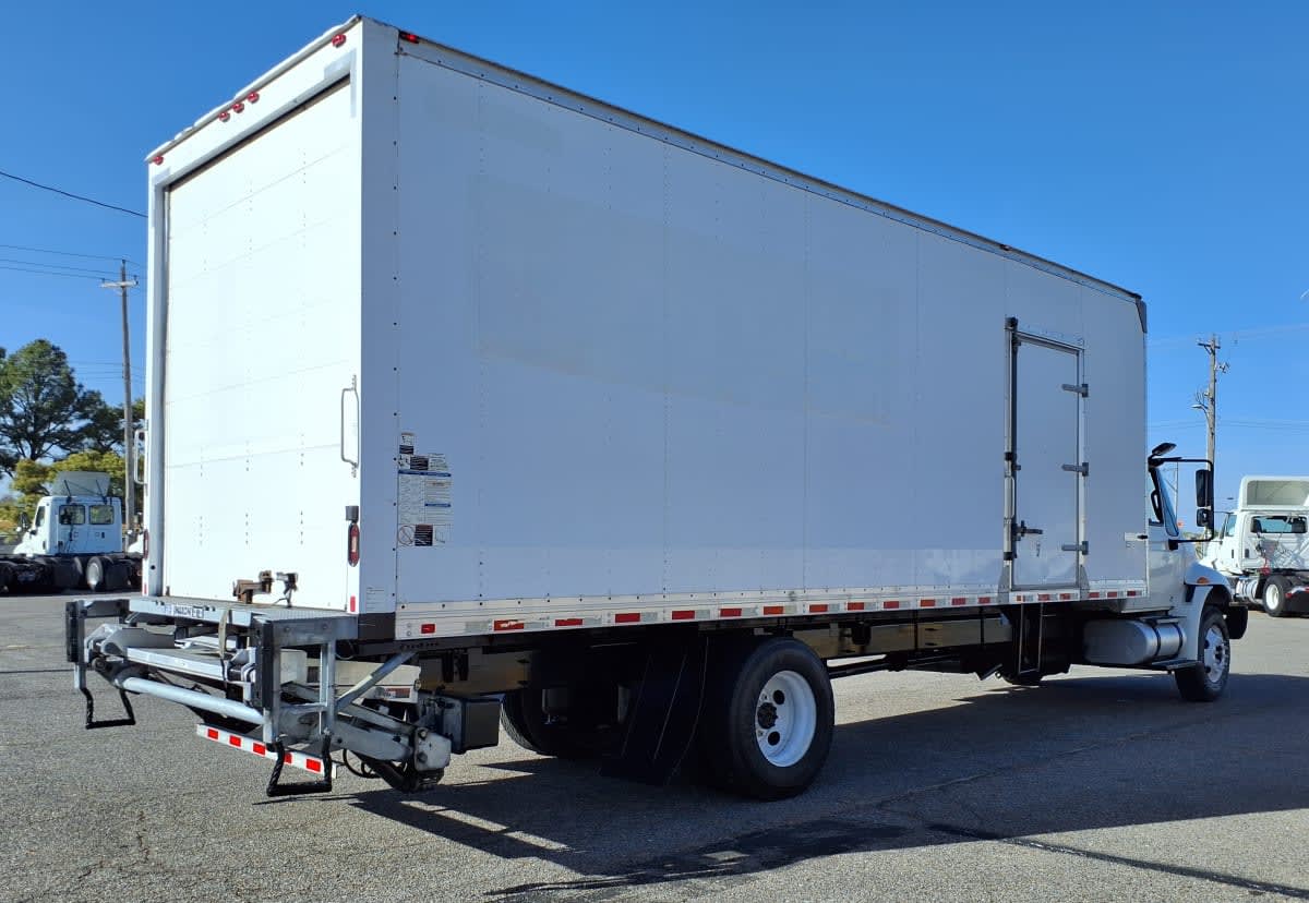 2018 Navistar International 4300 786946