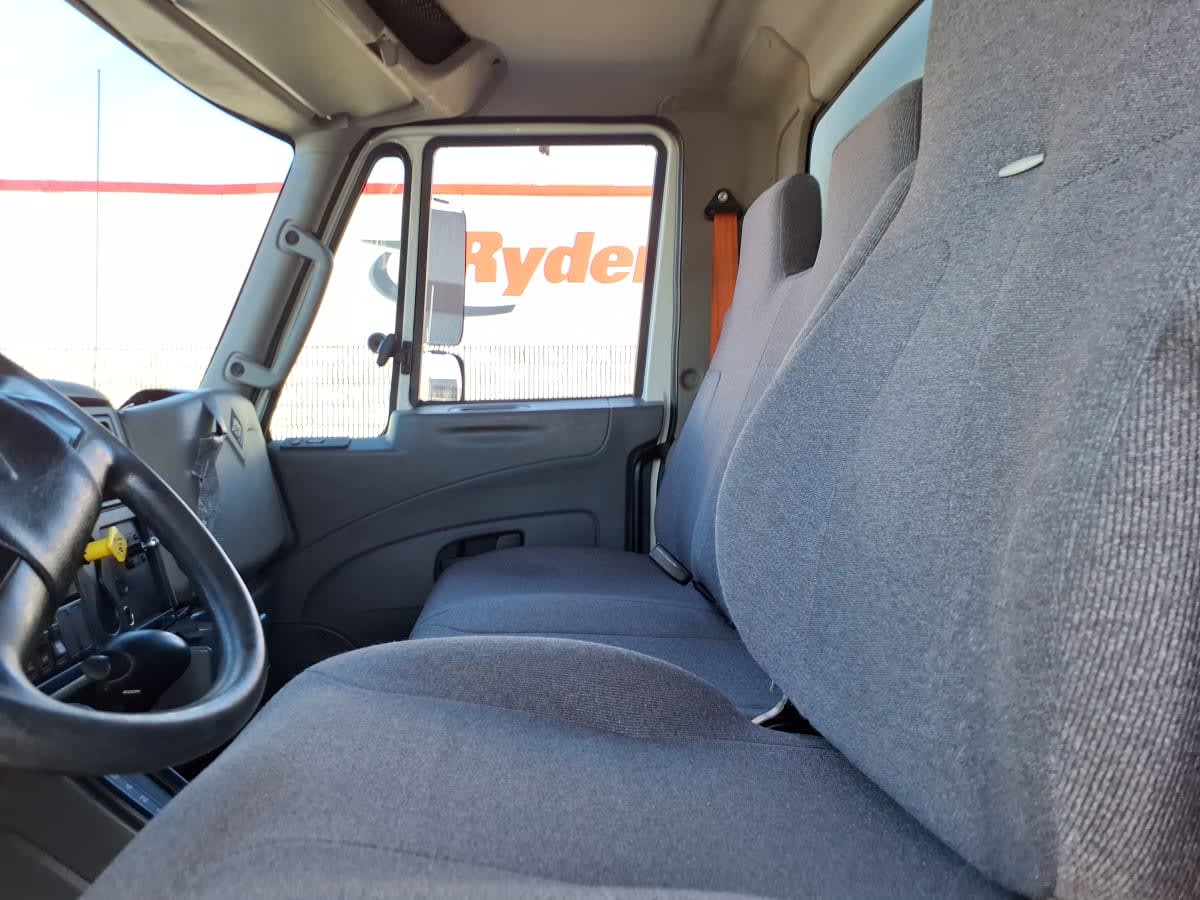 2018 Navistar International 4300 786946