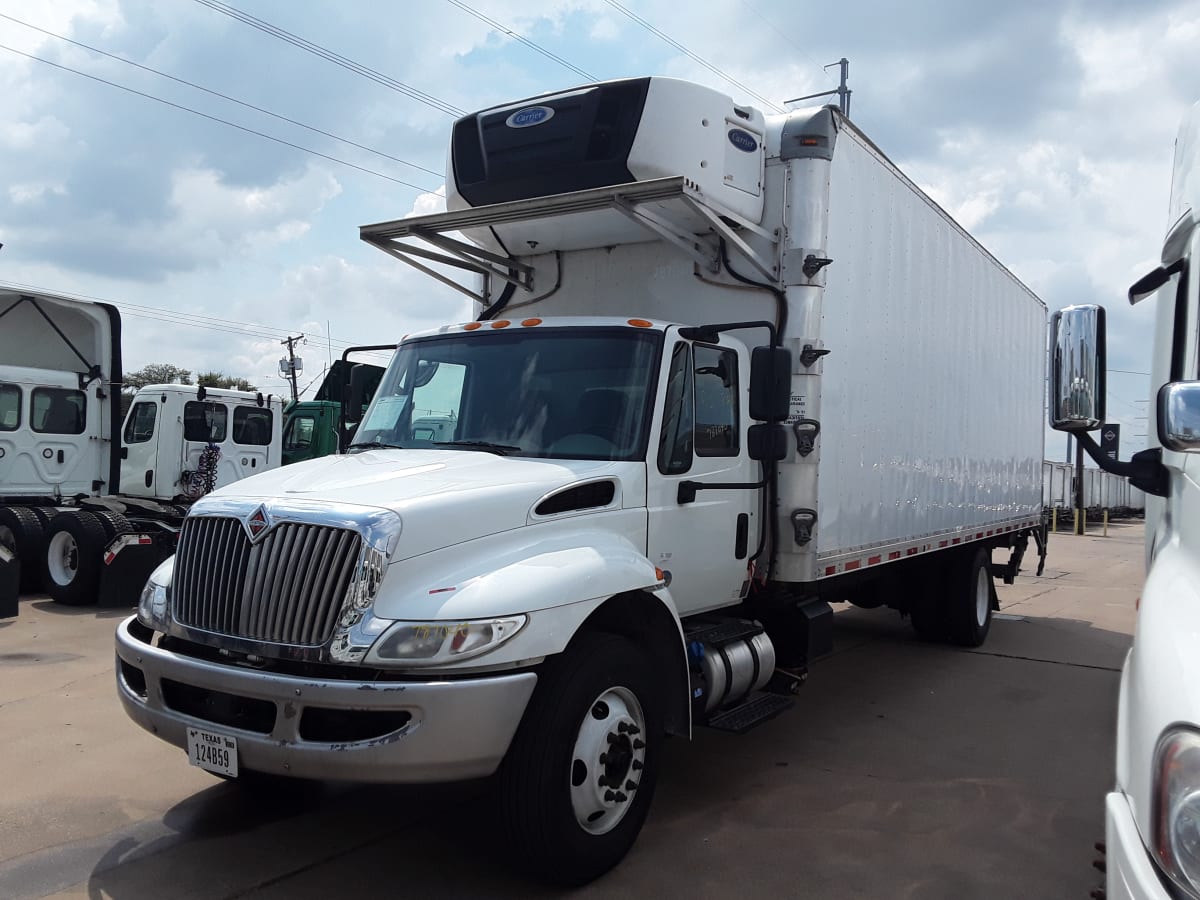 2018 Navistar International 4300 787040