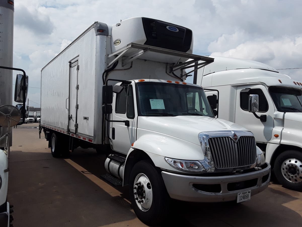 2018 Navistar International 4300 787040