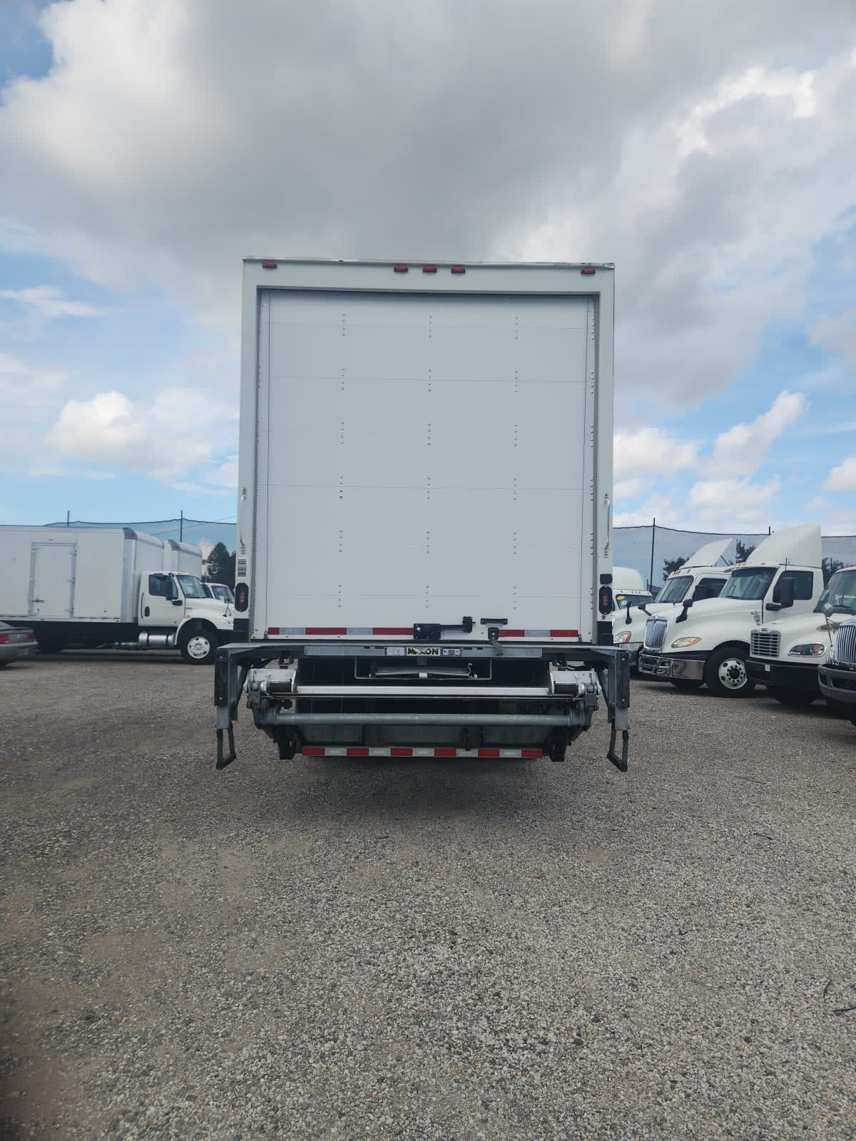 2018 Freightliner/Mercedes M2 106 787082