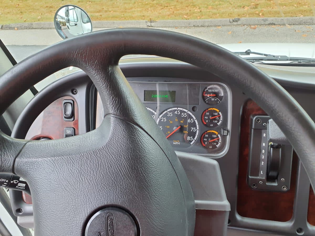 2018 Freightliner M2 106 787120