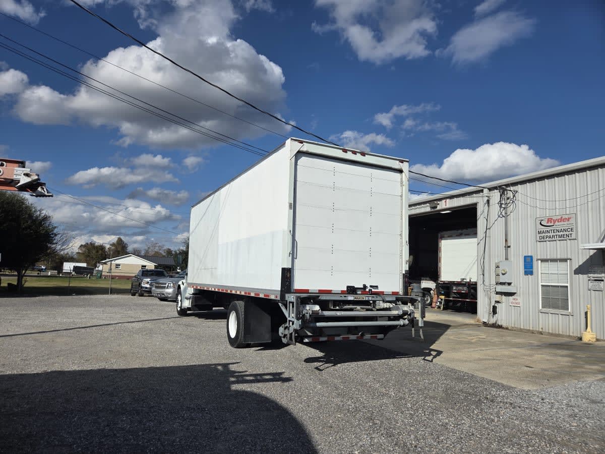 2018 Freightliner/Mercedes M2 106 787125