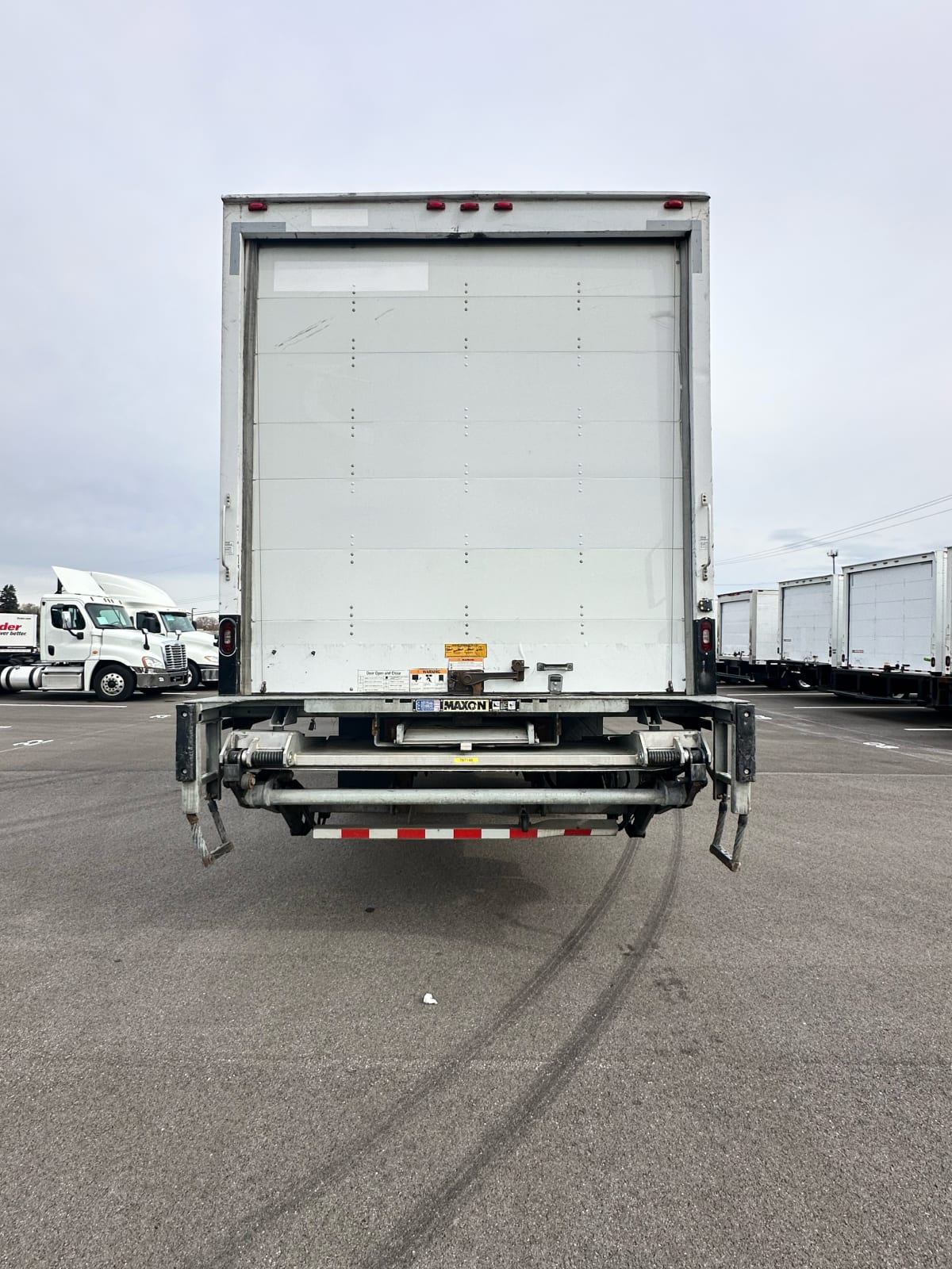 2018 Freightliner/Mercedes M2 106 787148