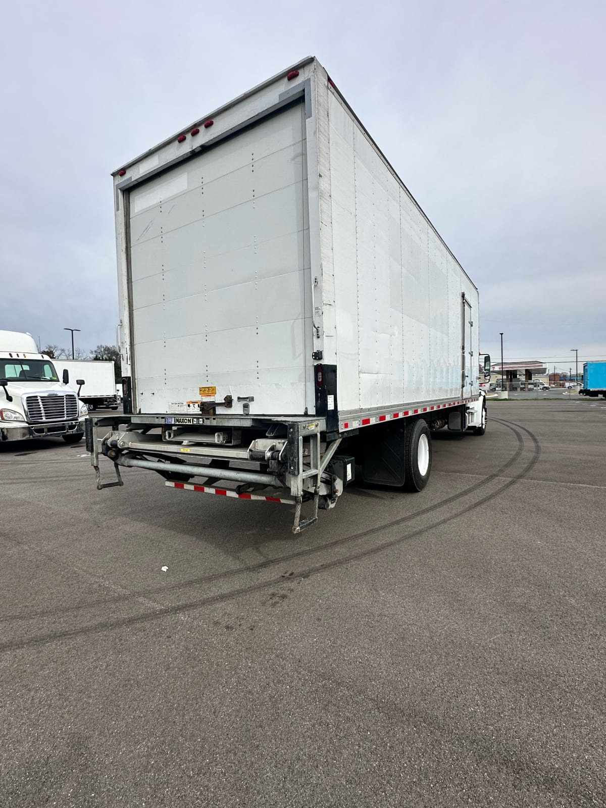 2018 Freightliner/Mercedes M2 106 787148