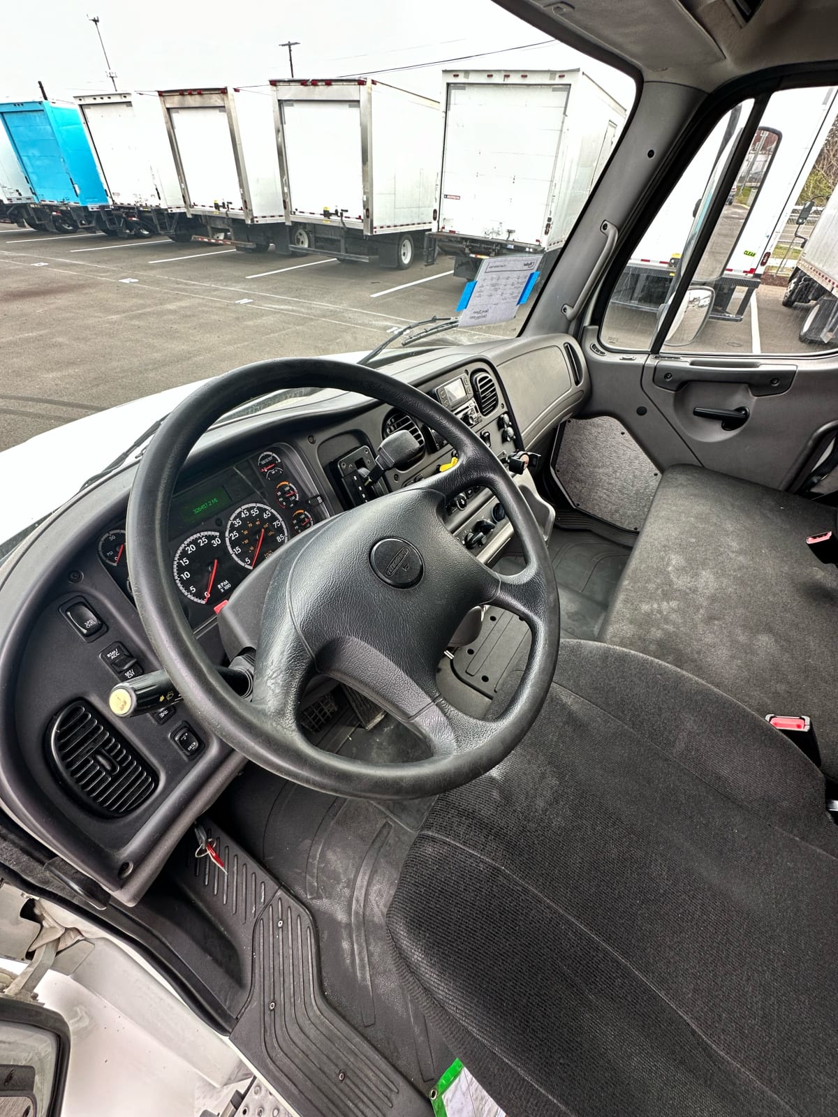 2018 Freightliner/Mercedes M2 106 787148