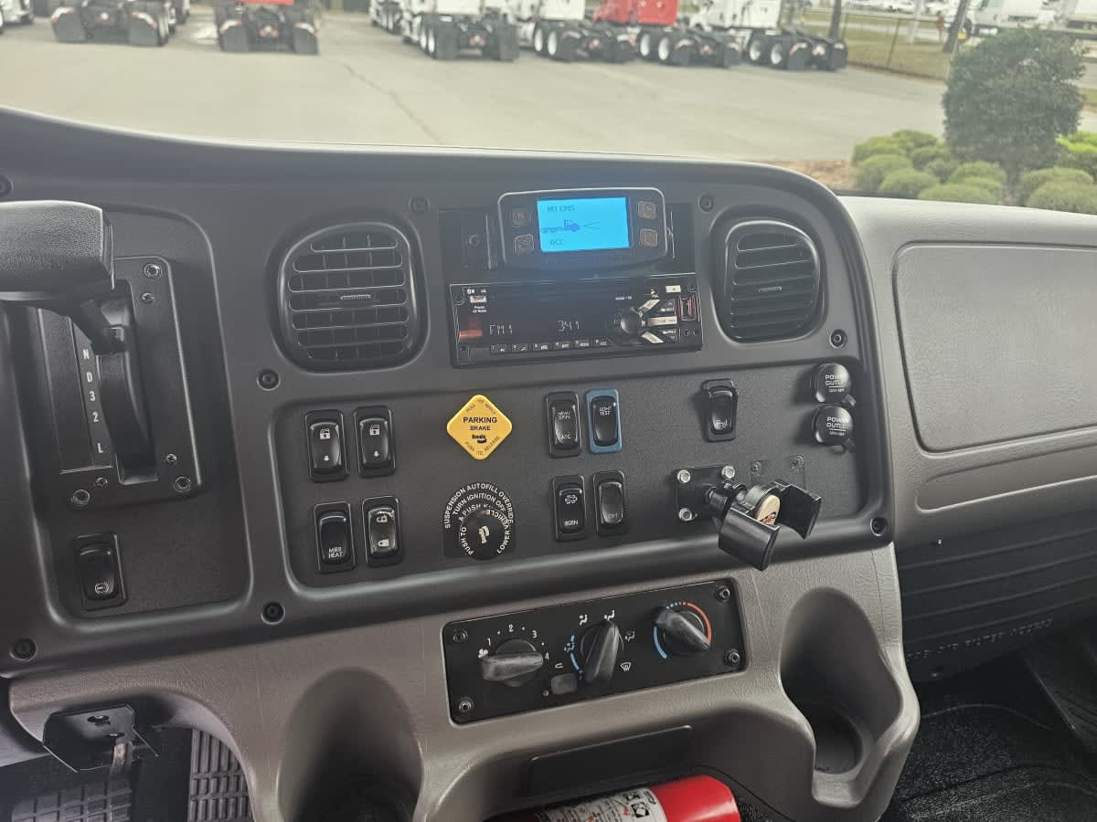 2018 Freightliner/Mercedes M2 106 787238