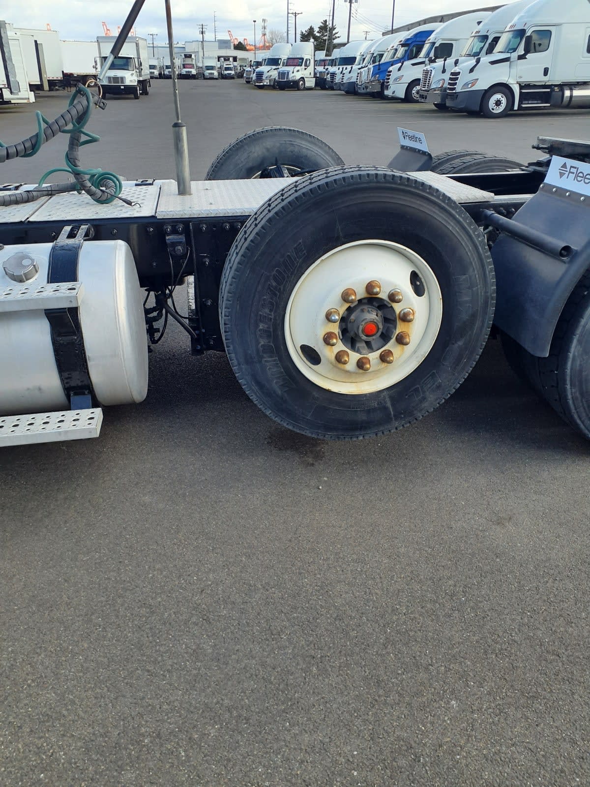 2018 Freightliner/Mercedes CASCADIA 113 787325