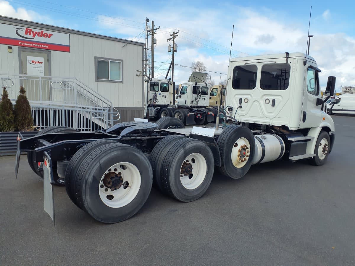 2018 Freightliner/Mercedes CASCADIA 113 787325