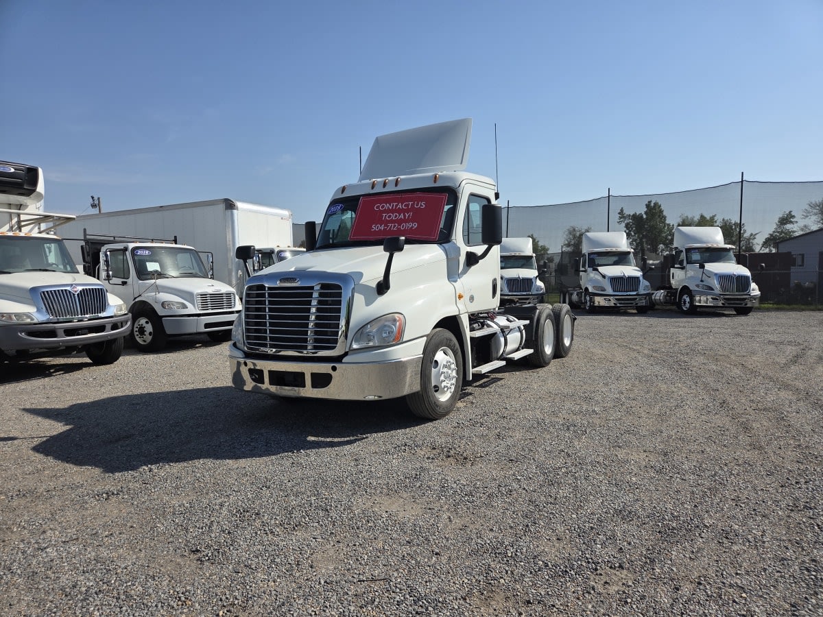 2018 Freightliner - image 1