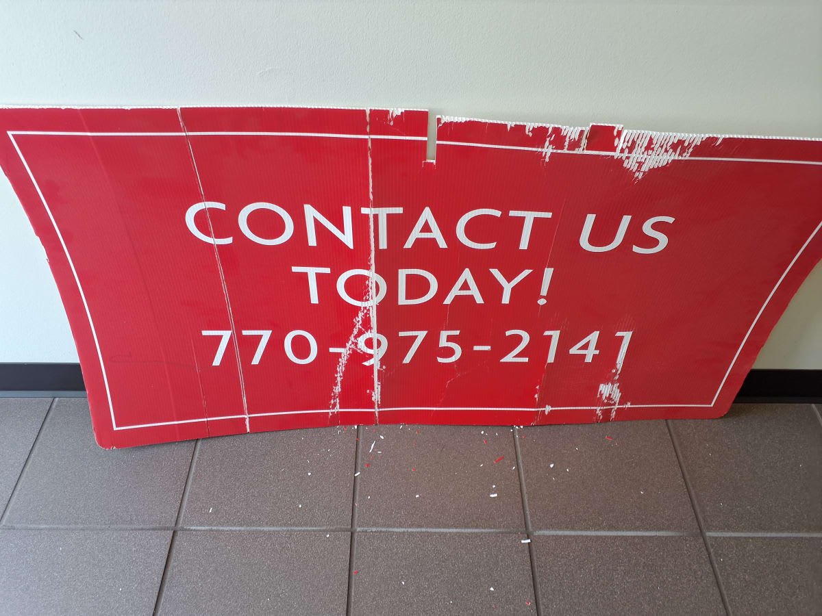 2018 International - image 9