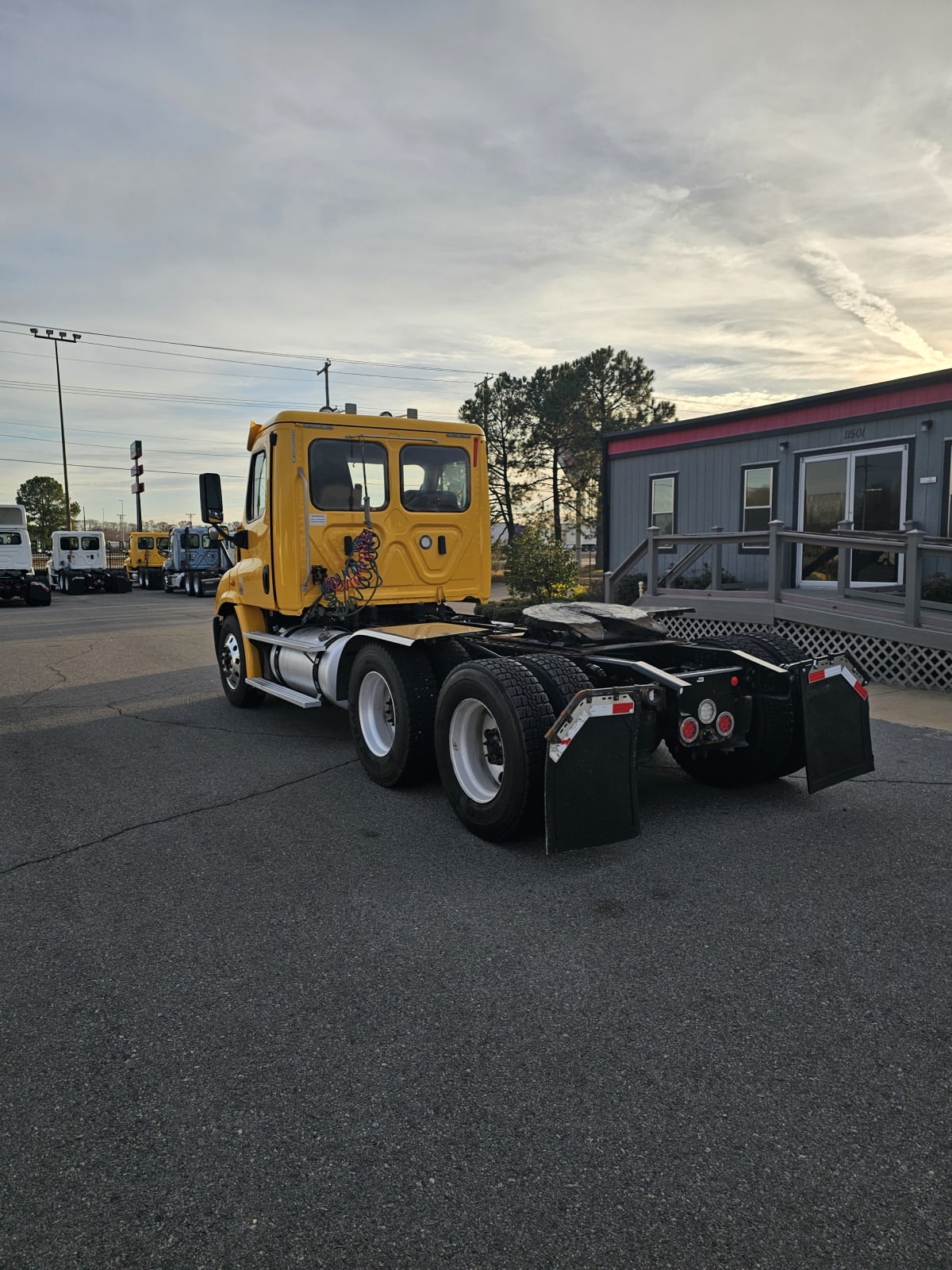 2018 Freightliner/Mercedes CASCADIA 113 787515