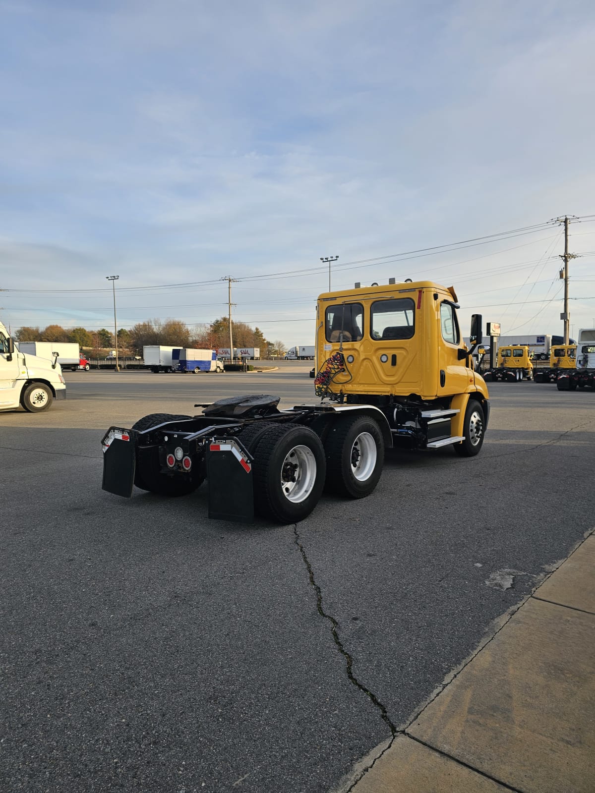 2018 Freightliner/Mercedes CASCADIA 113 787515