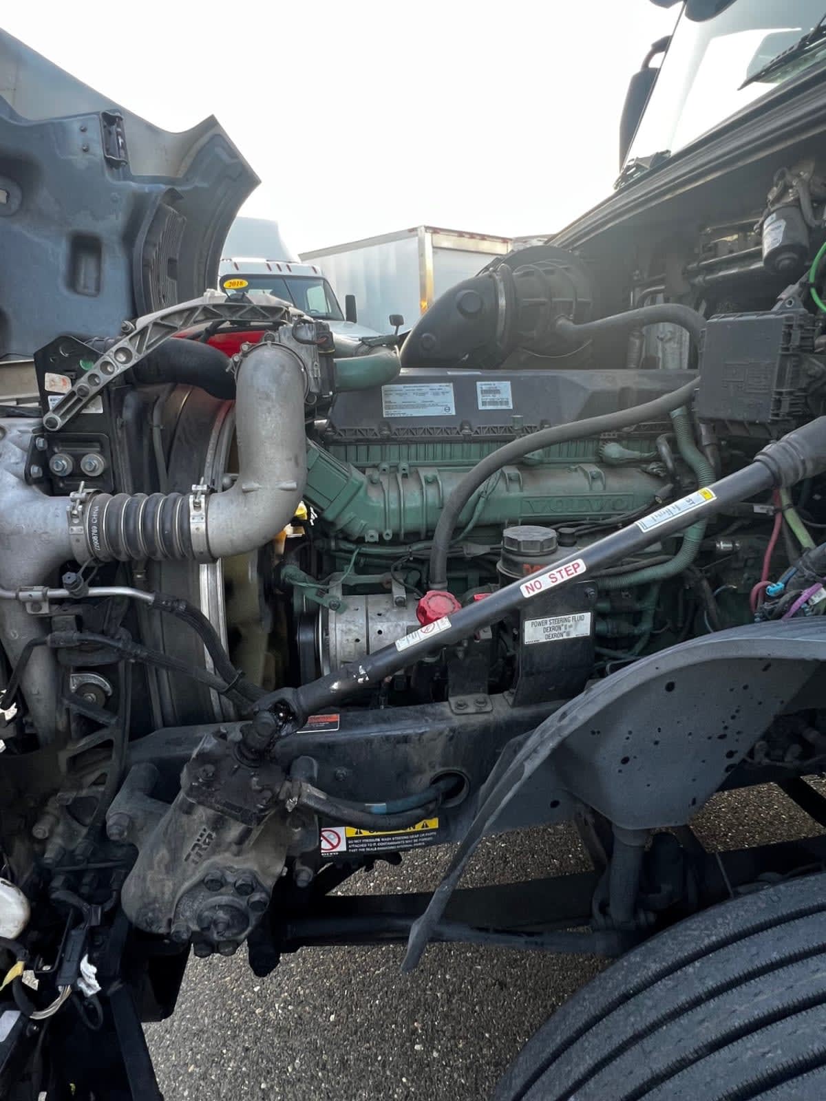 2019 Volvo - image 8