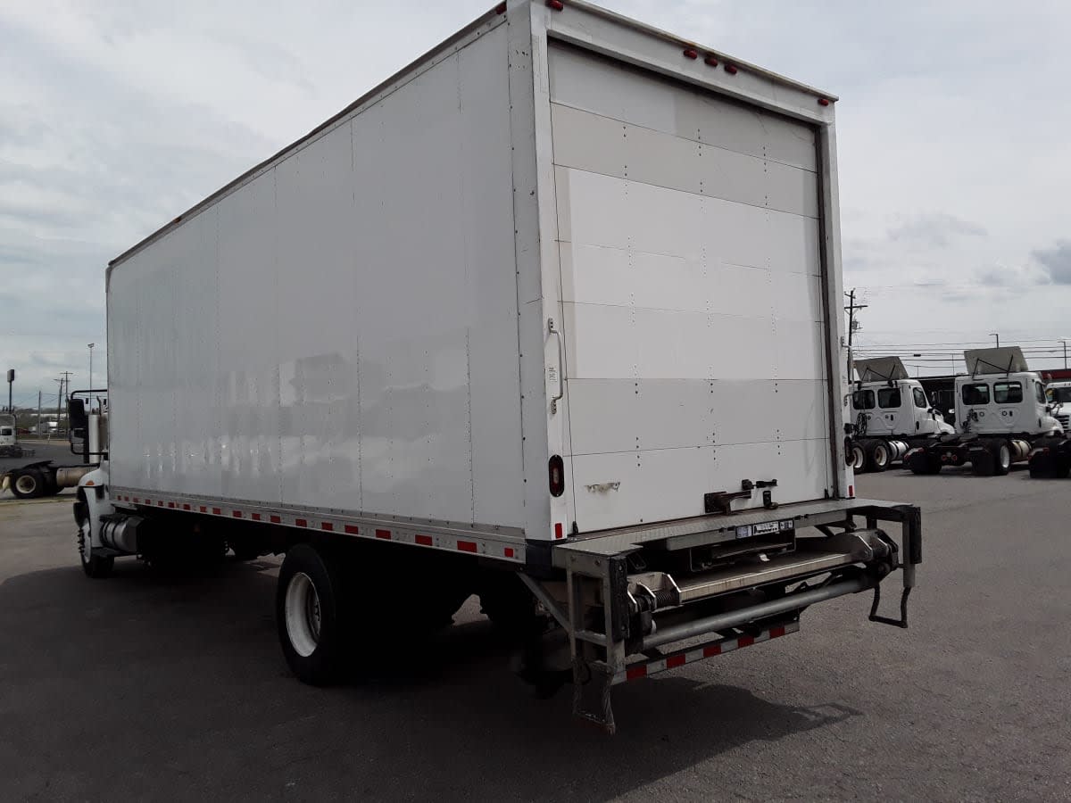 2018 Navistar International 4300 787673