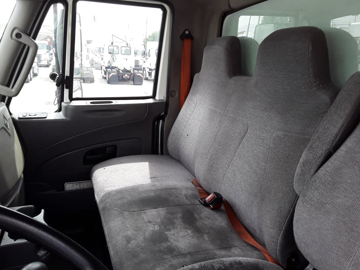 2018 Navistar International 4300 787673