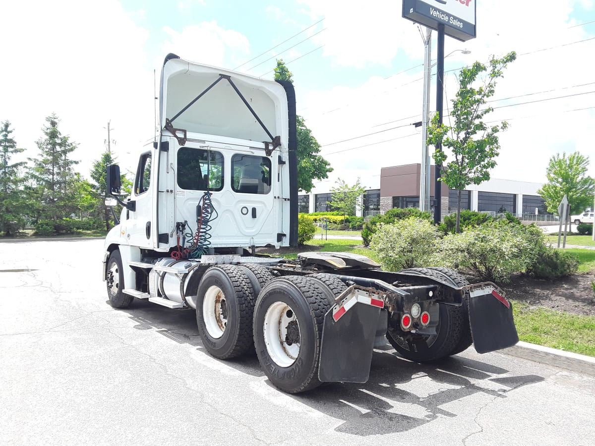 2018 Freightliner/Mercedes CASCADIA 125 787700