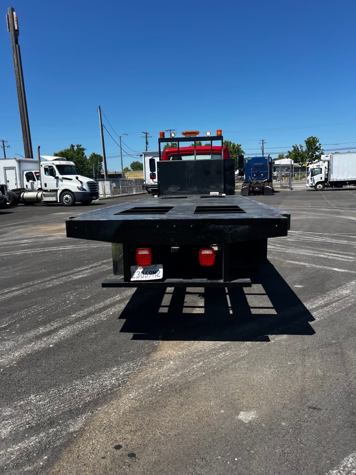 2019 Freightliner/Mercedes M2 106 787823 2019 Freightliner/Mercedes M2 106 787823