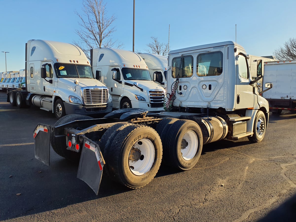 2018 Freightliner/Mercedes NEW CASCADIA PX12664 787883