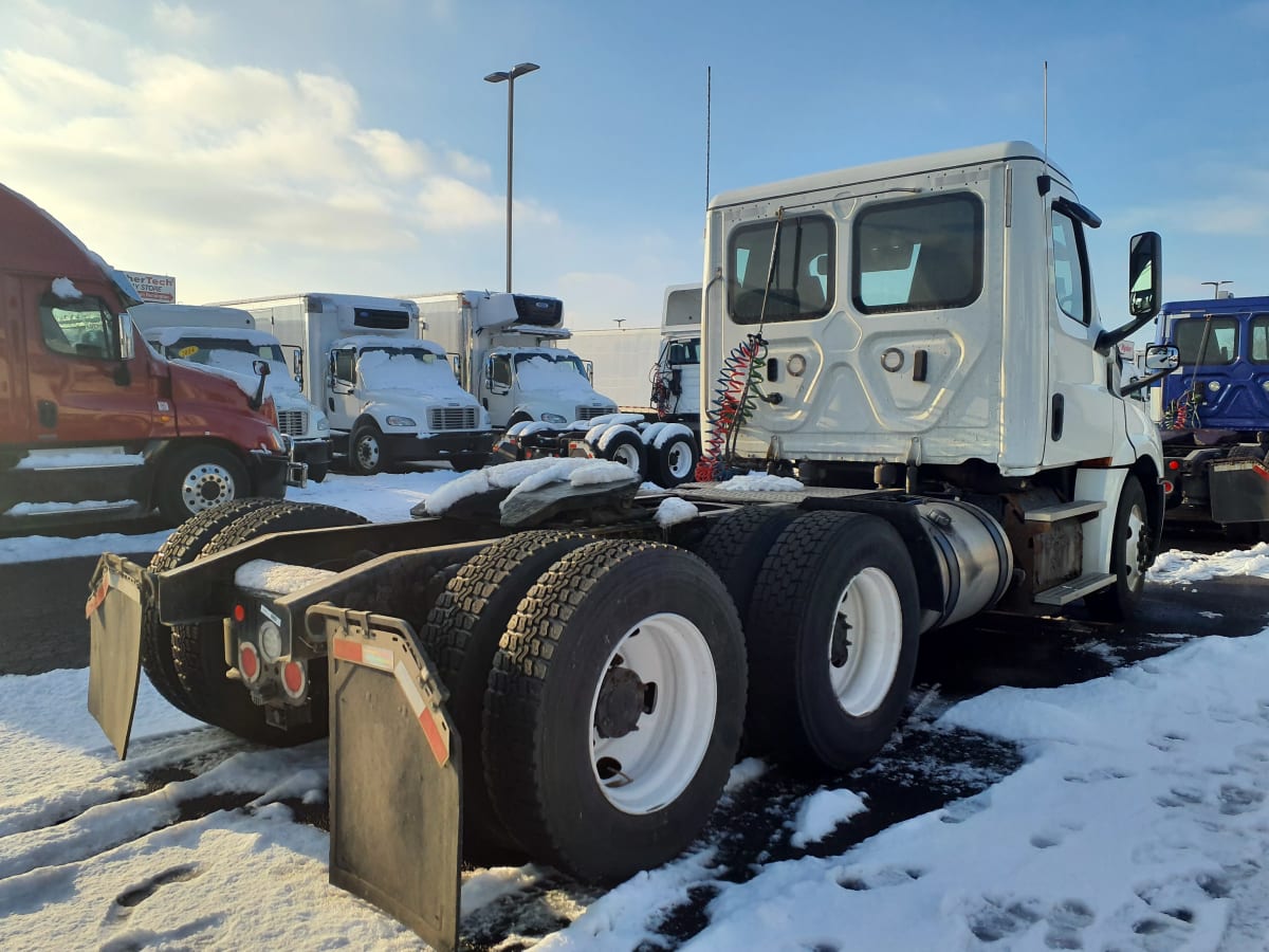 2018 Freightliner/Mercedes NEW CASCADIA PX12664 787885