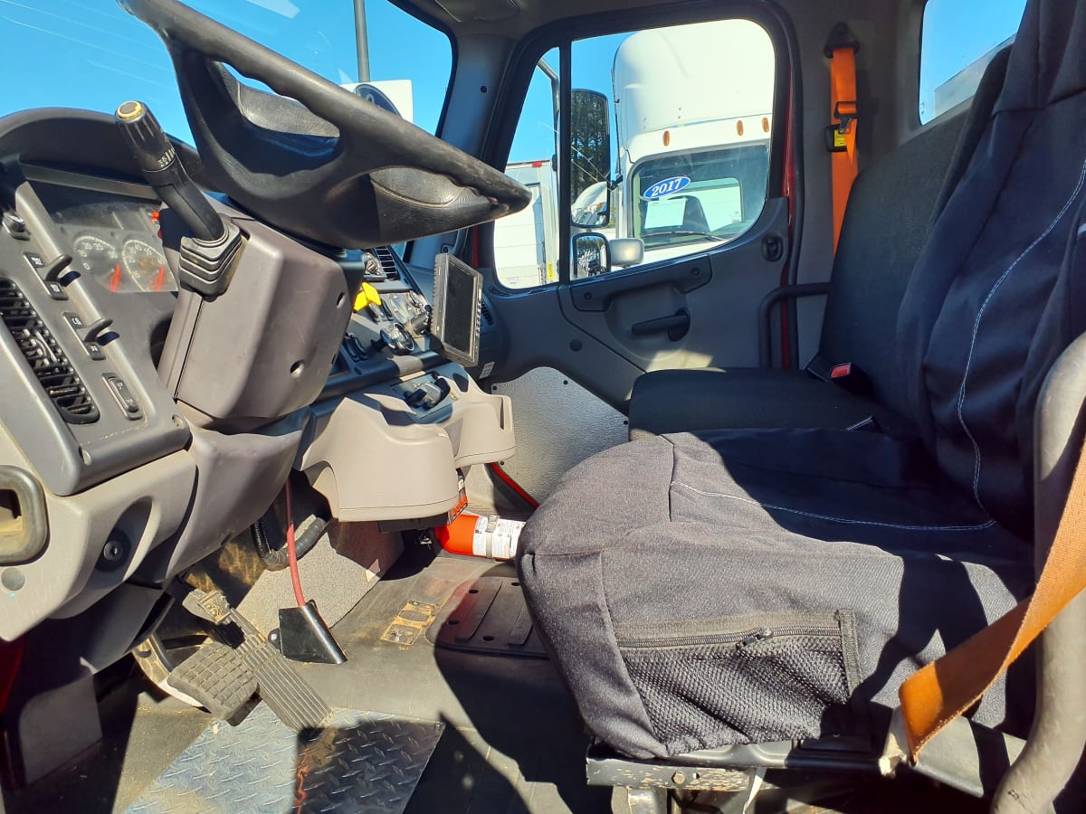 2019 Freightliner/Mercedes M2 106 787984