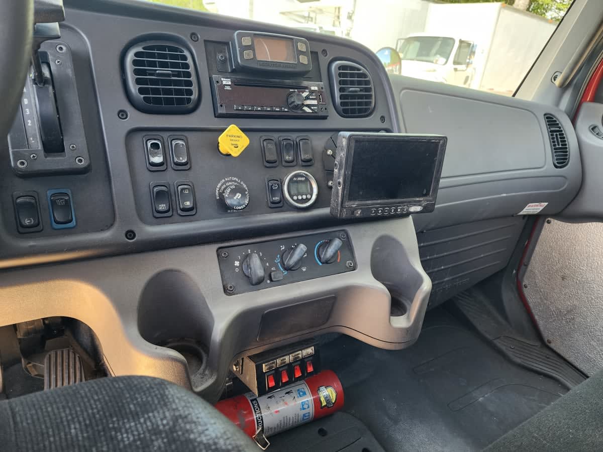 2019 Freightliner M2 106 in Greensboro, NC — photo 8