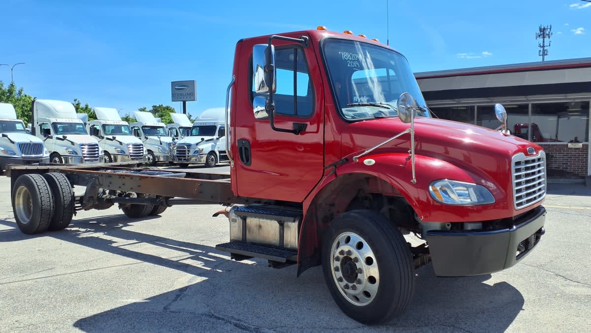 2019 Freightliner/Mercedes M2 106 788204