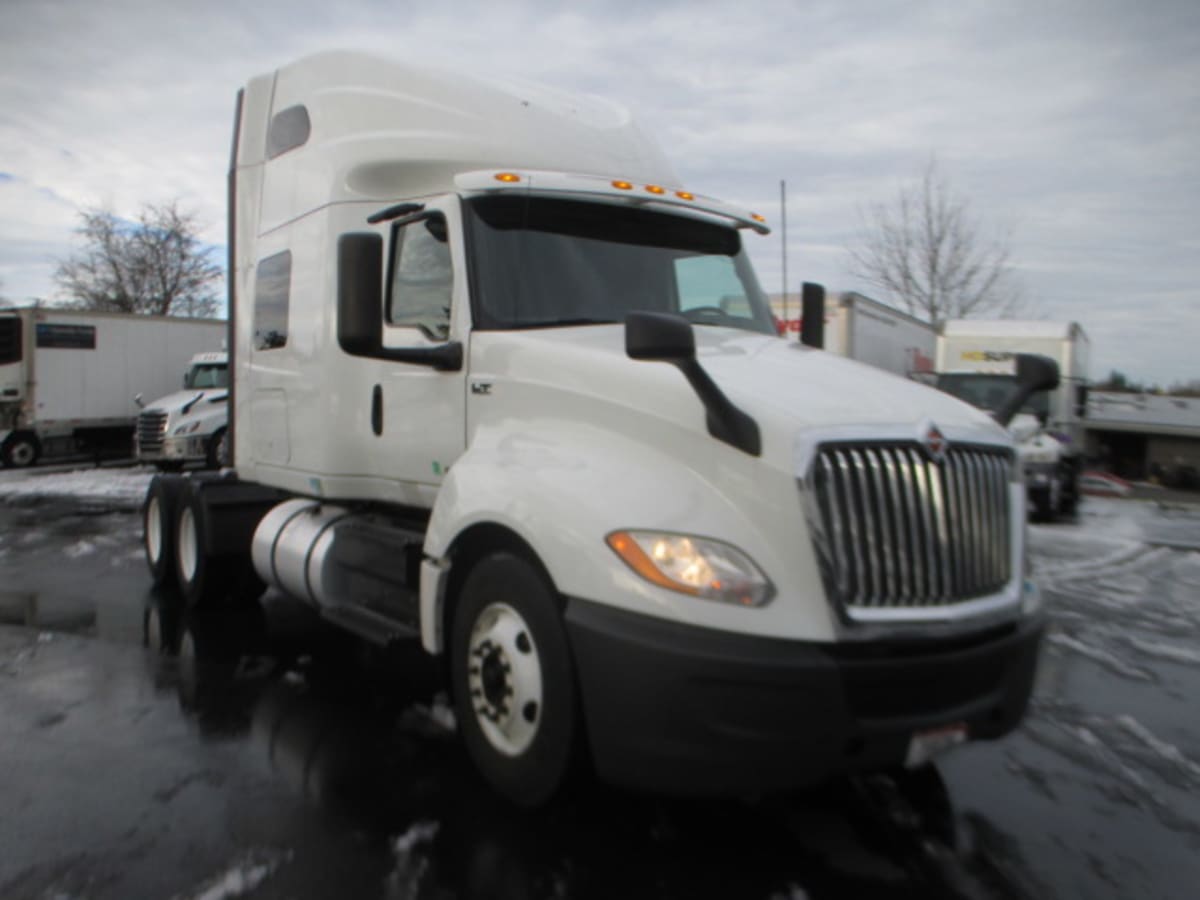 2018 Navistar International LT625 SLPR CAB 788266