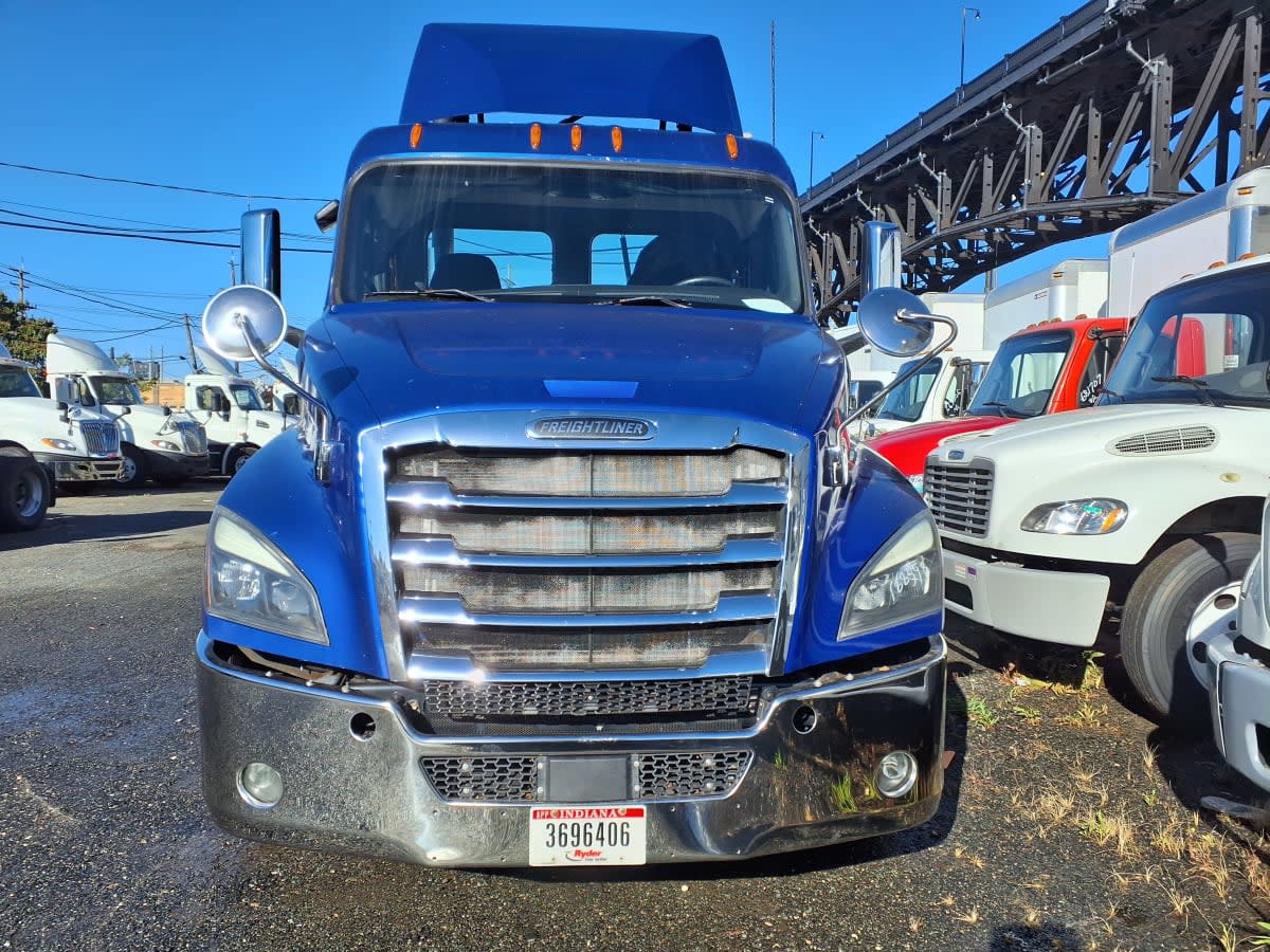 2019 Freightliner/Mercedes NEW CASCADIA PX12664 788598