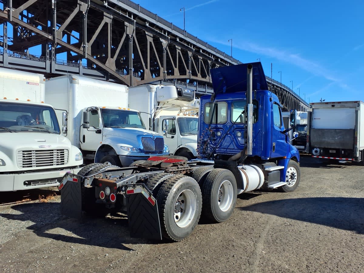 2019 Freightliner - image 4
