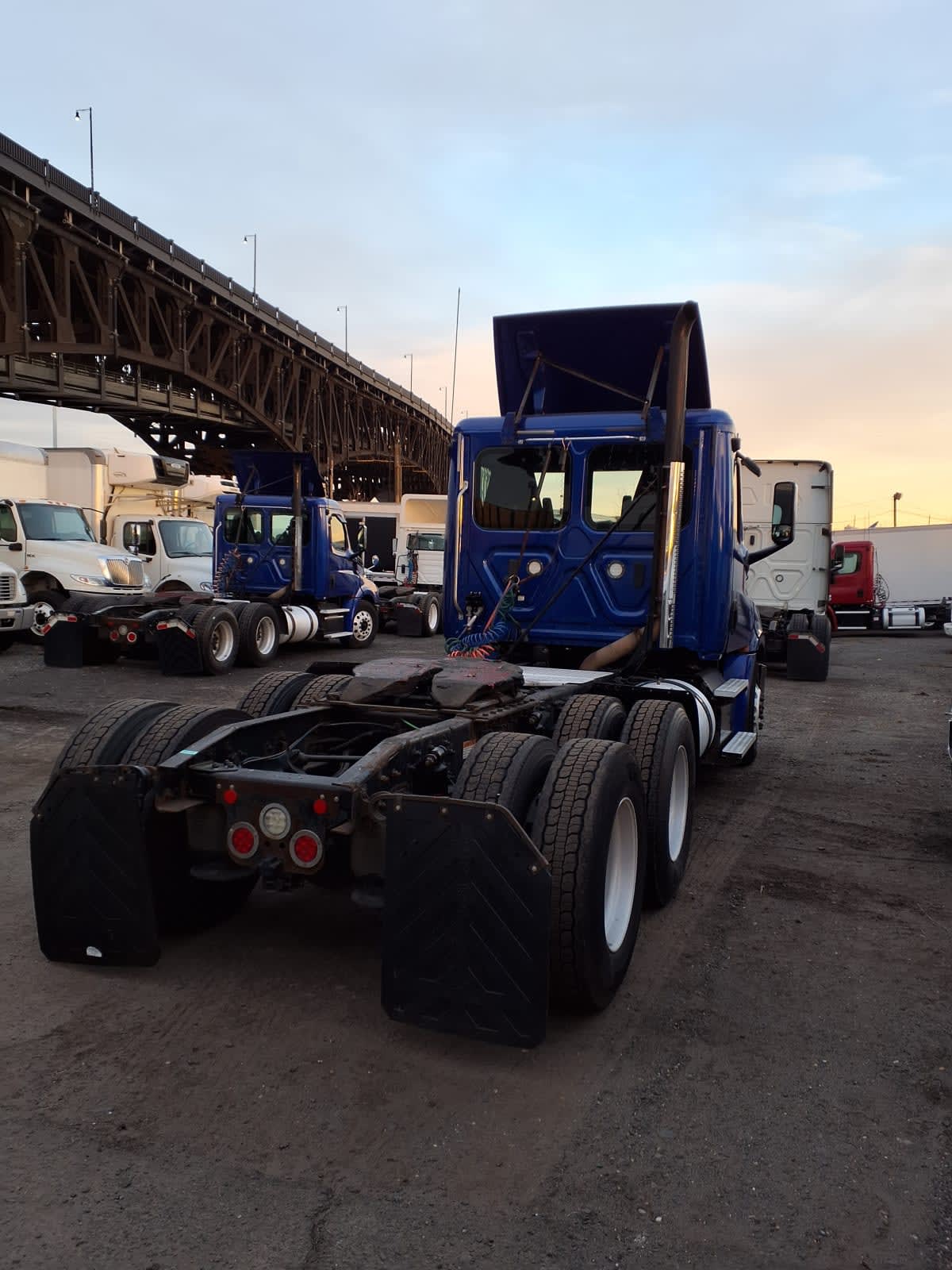 2019 Freightliner - image 4