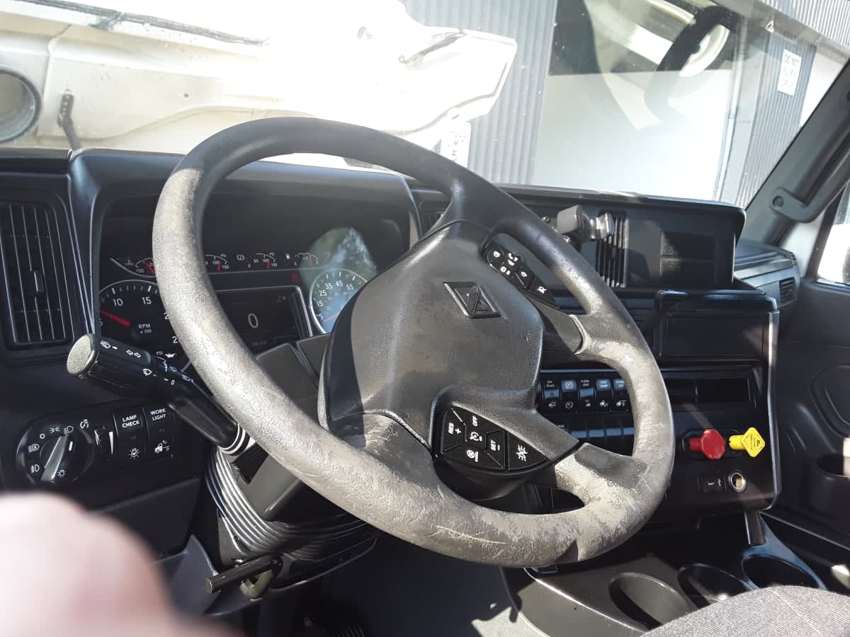 2018 Navistar International LT625 DAYCAB T/A 788712