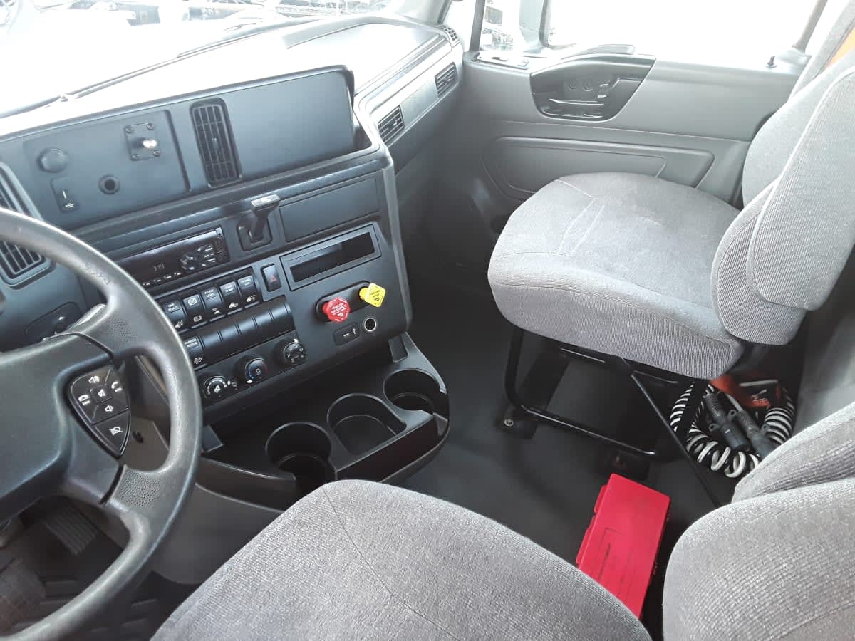 2018 Navistar International LT625 DAYCAB T/A 788715